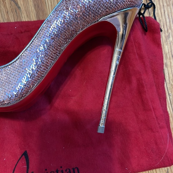 Gold So Kate Heels - Picture 5 of 6